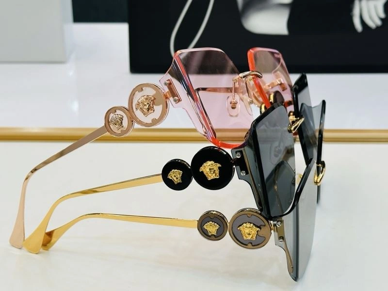 Versace Sunglasses Sophisticated 282573