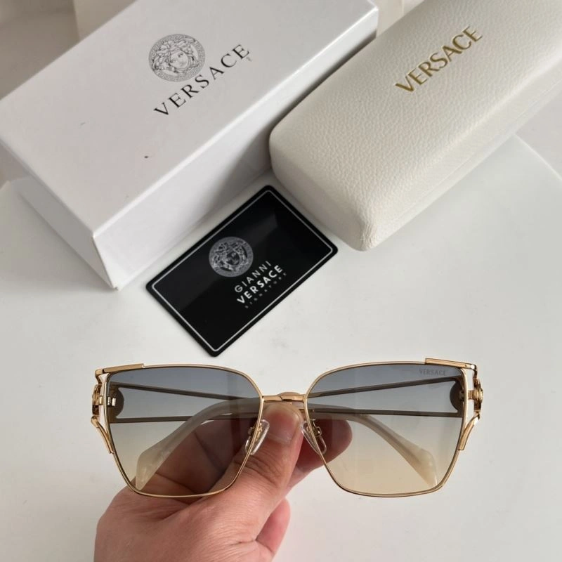 Vibrant Versace Sunglasses 282552