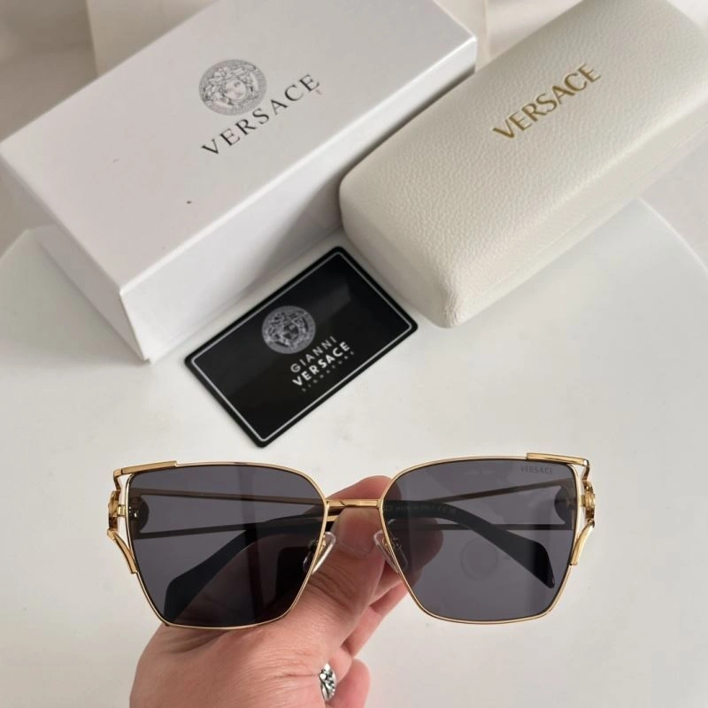 Vibrant Versace Sunglasses 282552