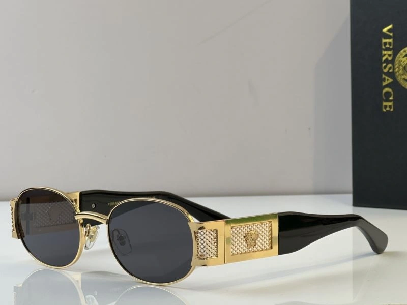 Casual Versace Sunglasses 282644