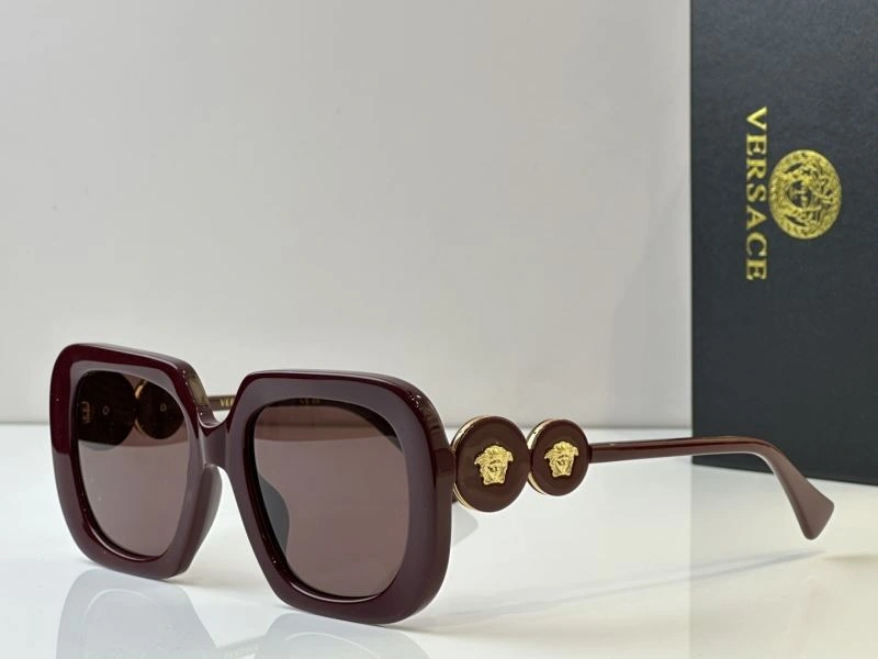 Versace Sunglasses Minimalist 282640