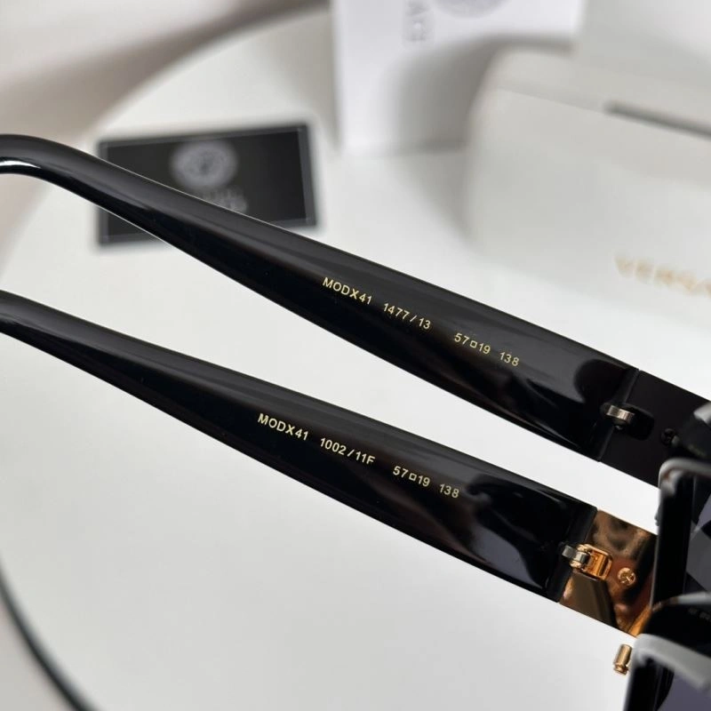 Versace Sunglasses Functional 282636