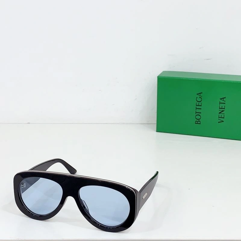 Versace Sunglasses Fashionable 282630