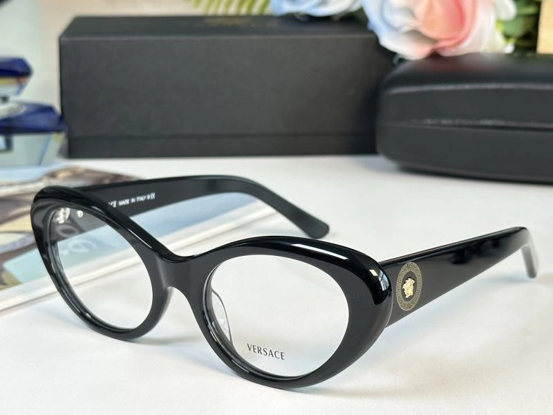 Seasonal Versace Sunglasses 282629
