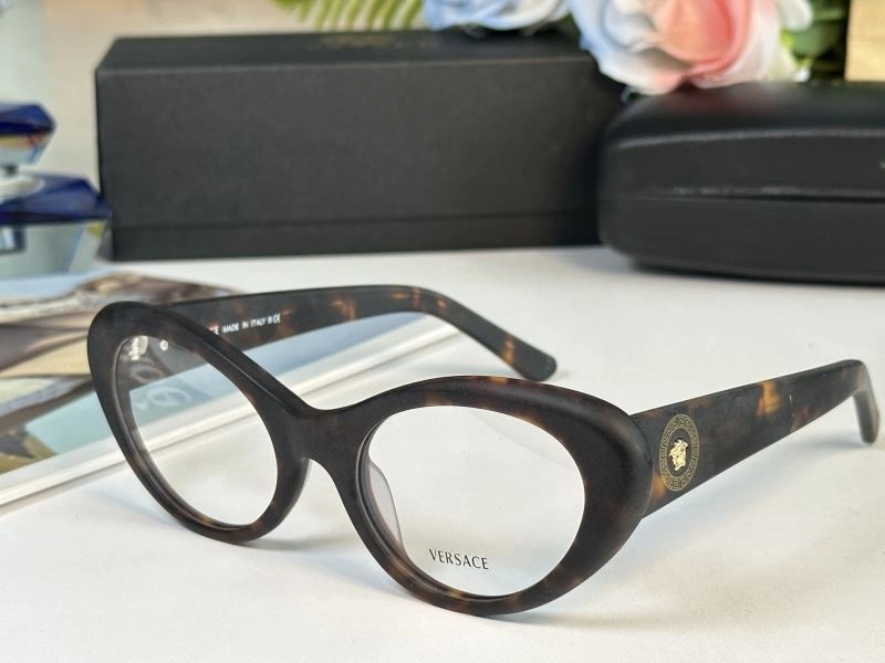 Seasonal Versace Sunglasses 282629