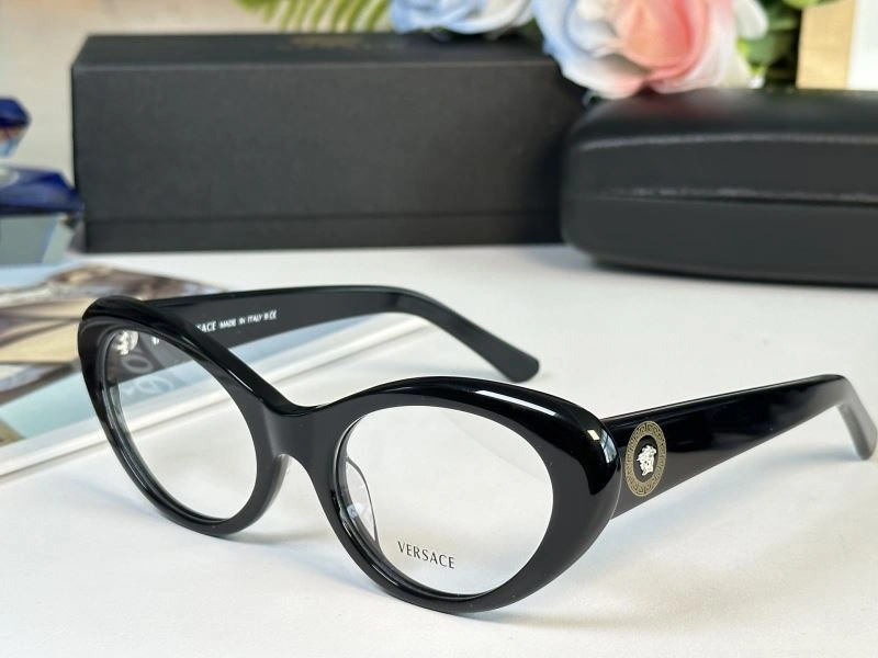 Seasonal Versace Sunglasses 282629