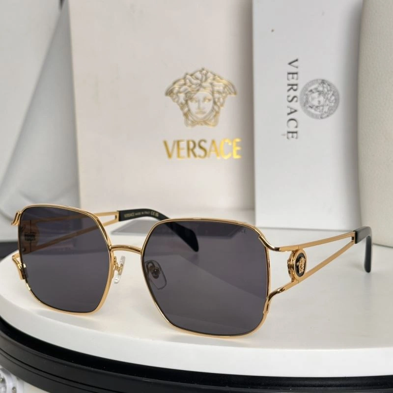 Lightweight Versace Sunglasses 282609