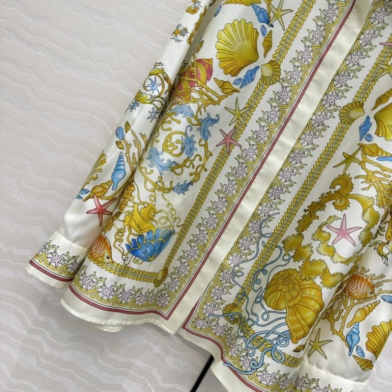 Breathable Versace Sunscreen Jacket 175083