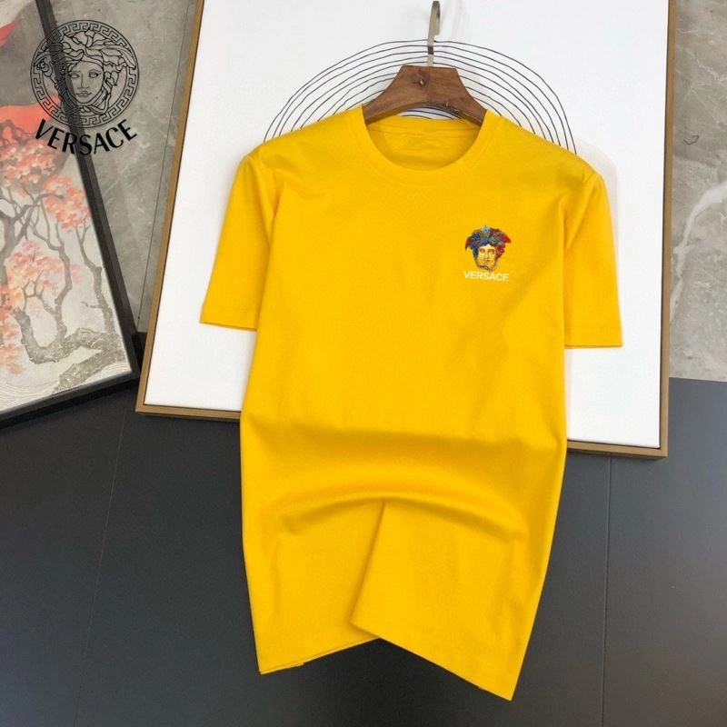 Functional Versace T-Shirts 175144