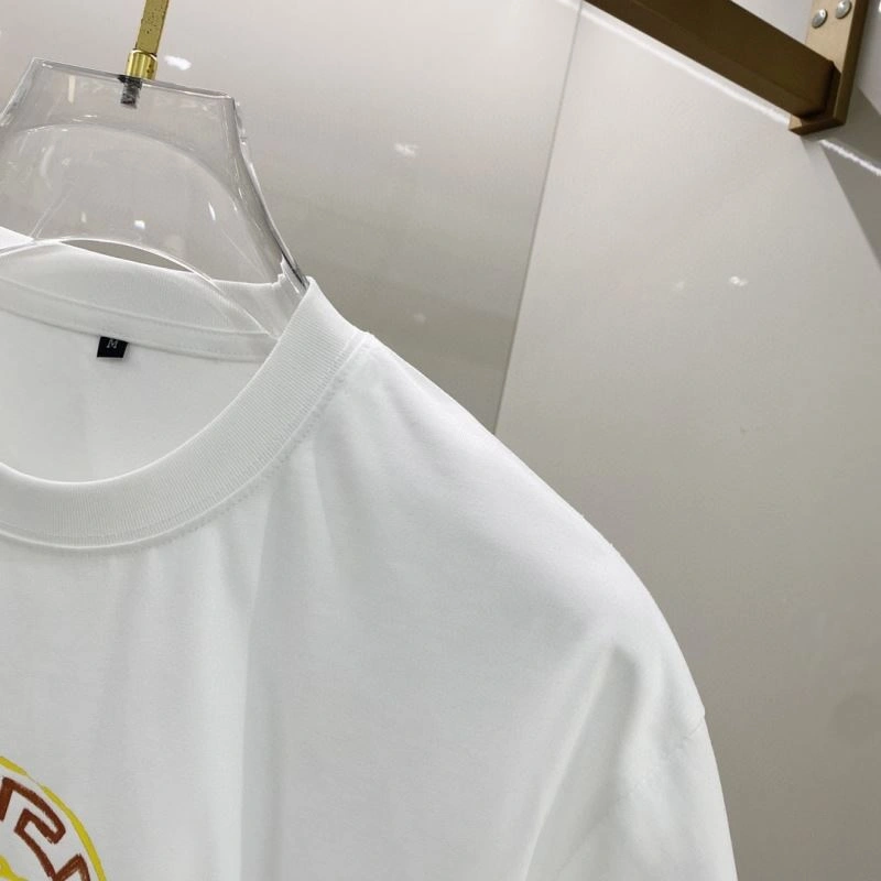 Versatile Versace T-Shirts 175114