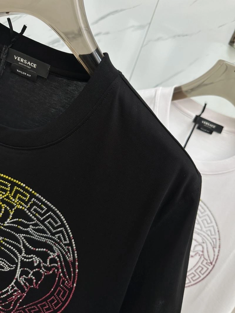 Sustainable Versace T-Shirts 175663