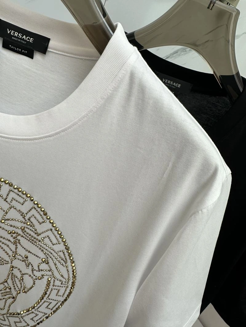 Versace T-Shirts Resilient 175657