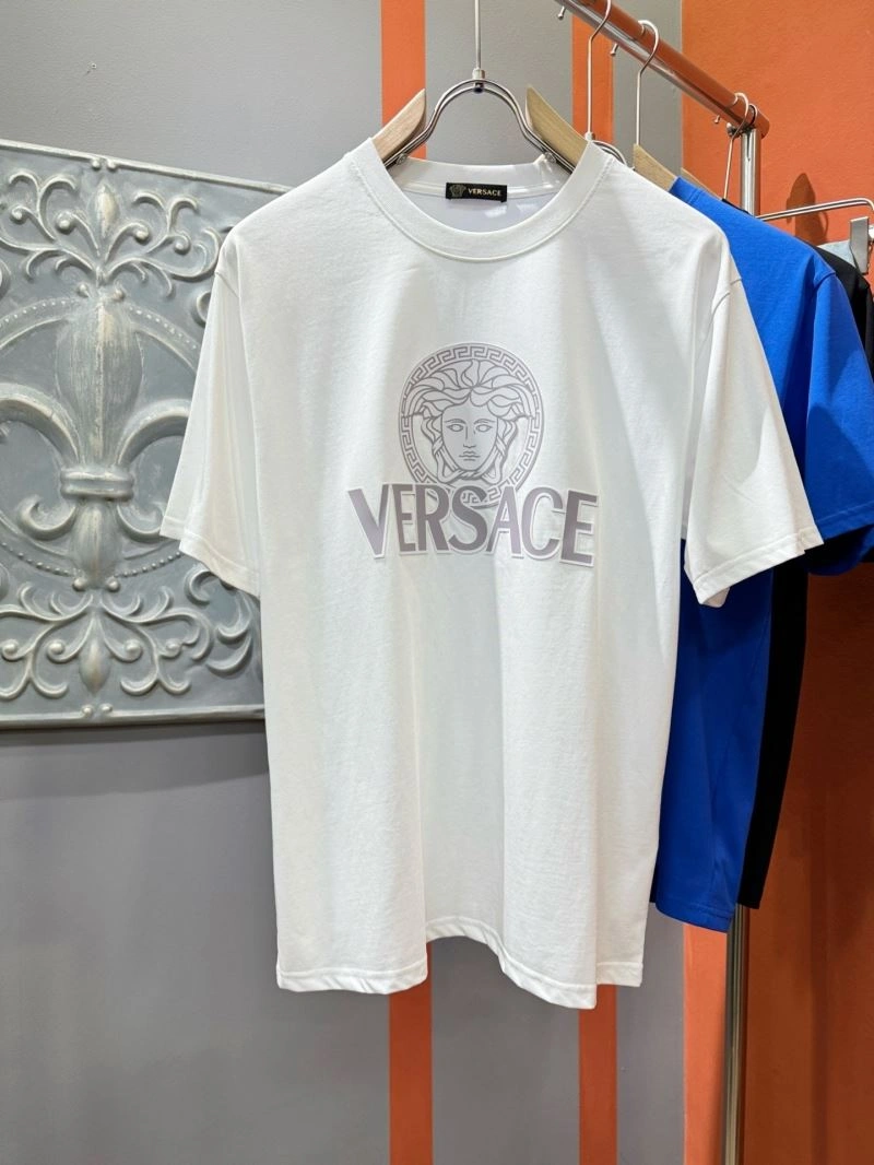 ComfortFit Versace T-Shirts 175645