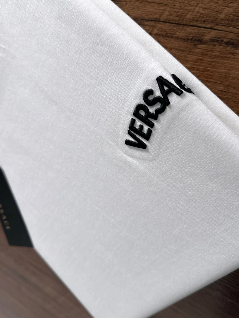 Sustainable Versace T-Shirts 175635