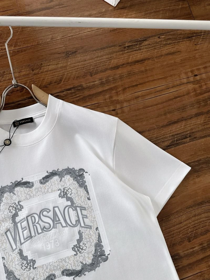 Versace T-Shirts Neat 175708