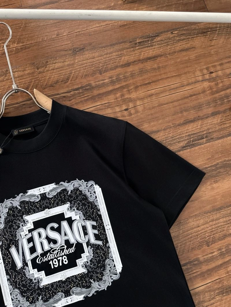 Versace T-Shirts GoAnywhere 175633