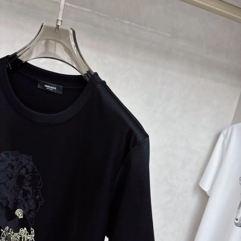 Compact Versace T-Shirts 175631