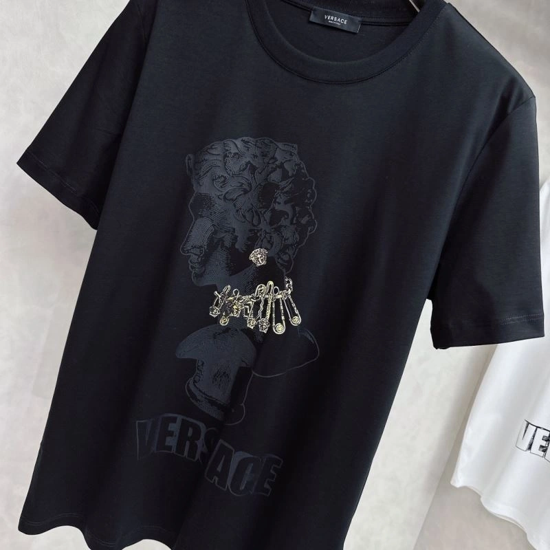 Compact Versace T-Shirts 175631