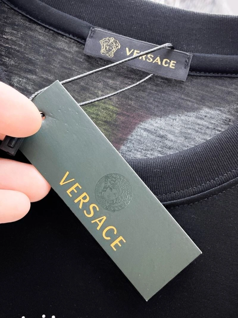 Versace T-Shirts UrbanChic 175628