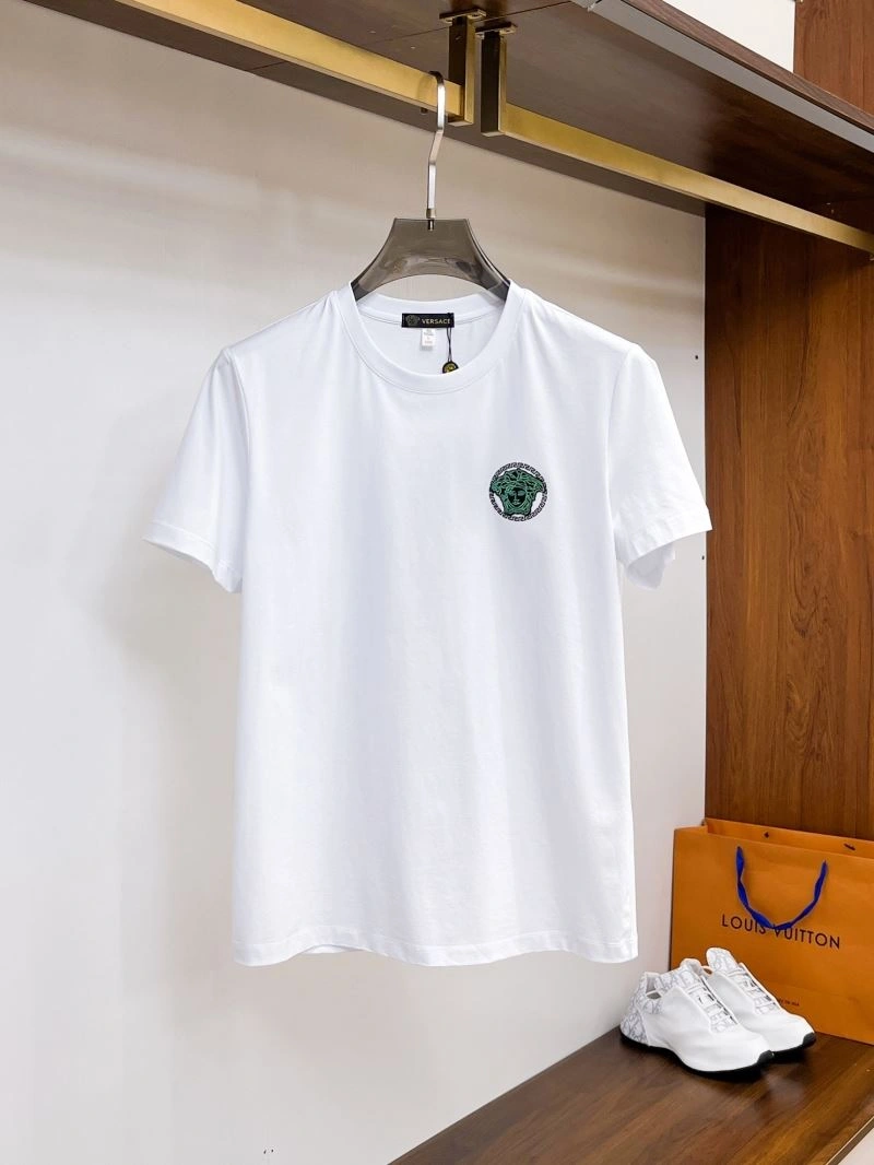 Functional Versace T-Shirts 175587