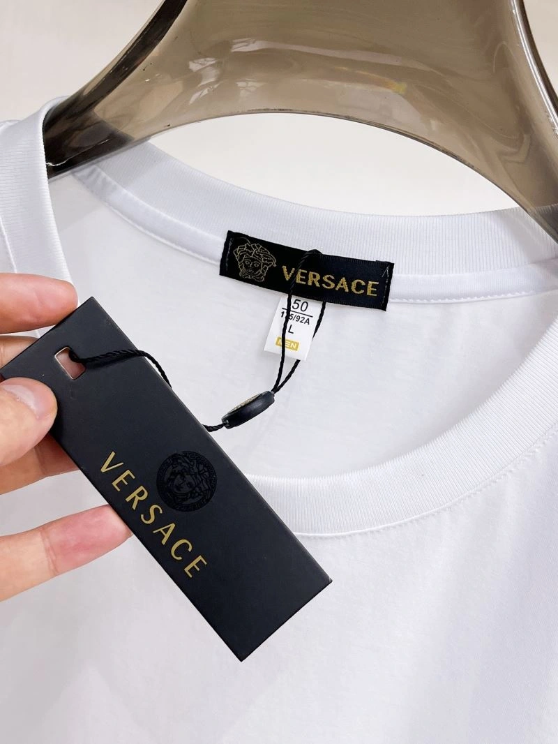 Functional Versace T-Shirts 175587