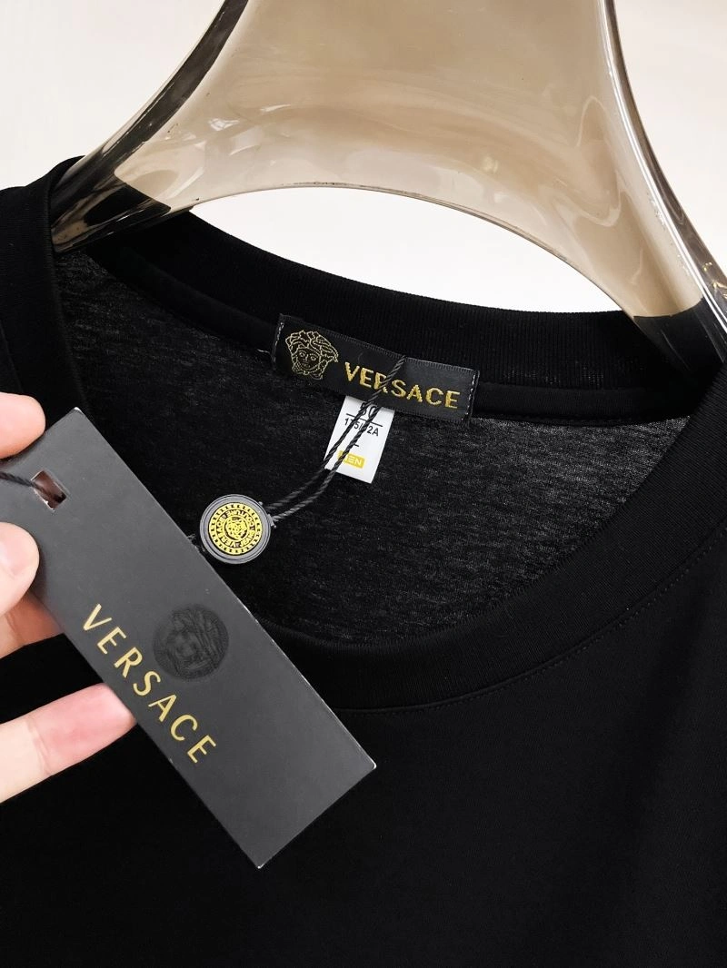 Sophisticated Versace T-Shirts 175571