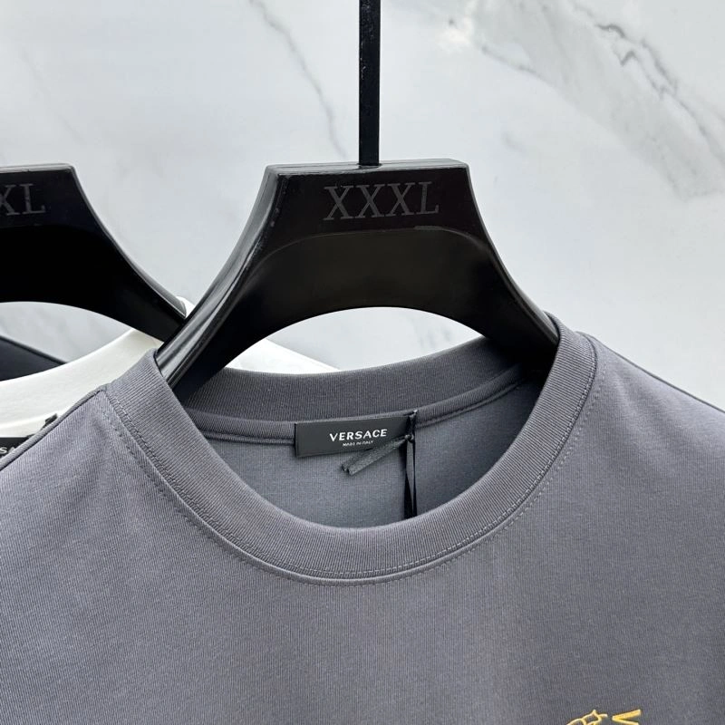 Vibrant Versace T-Shirts 175562