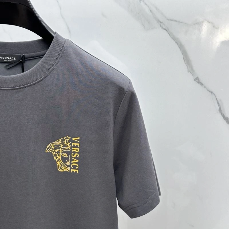 Vibrant Versace T-Shirts 175562