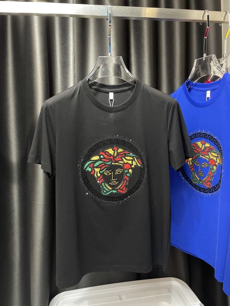 Versace T-Shirts TimelessDesign 175556