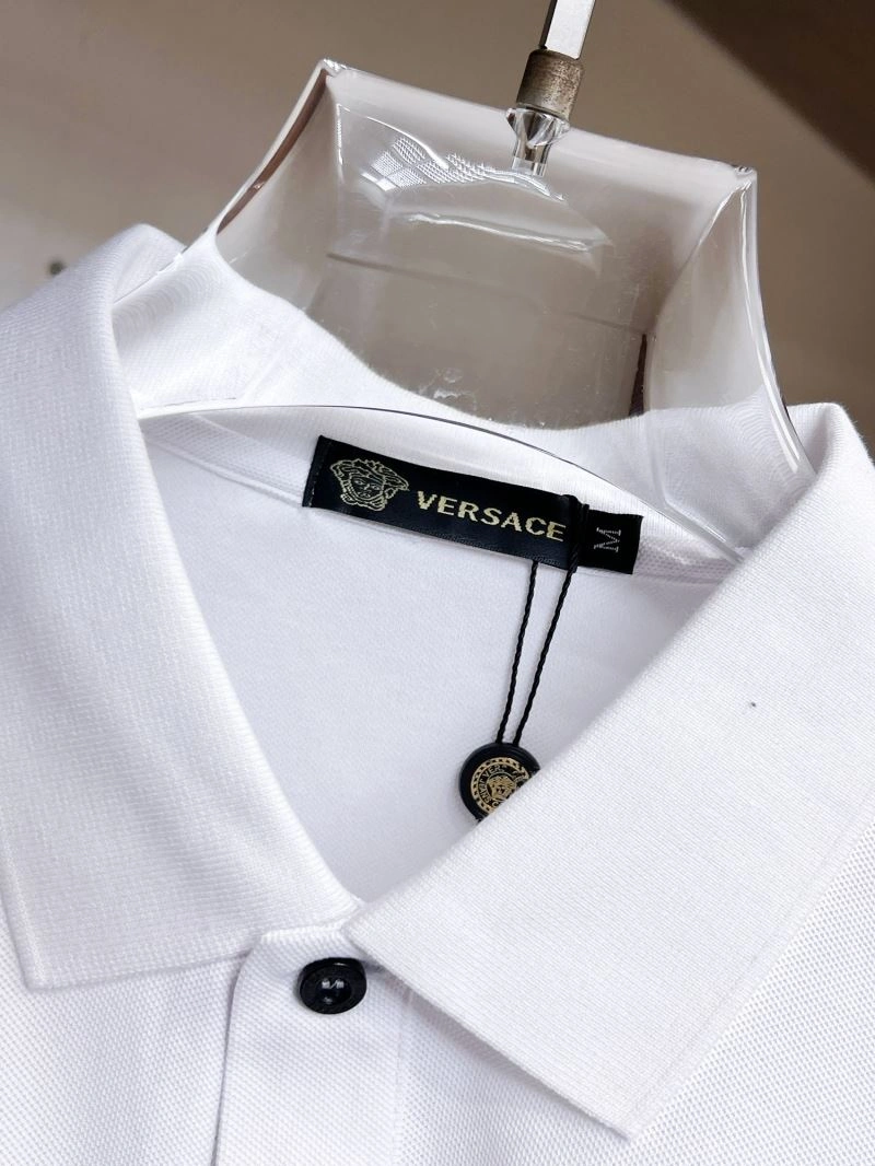 WellDesigned Versace T-Shirts 175596