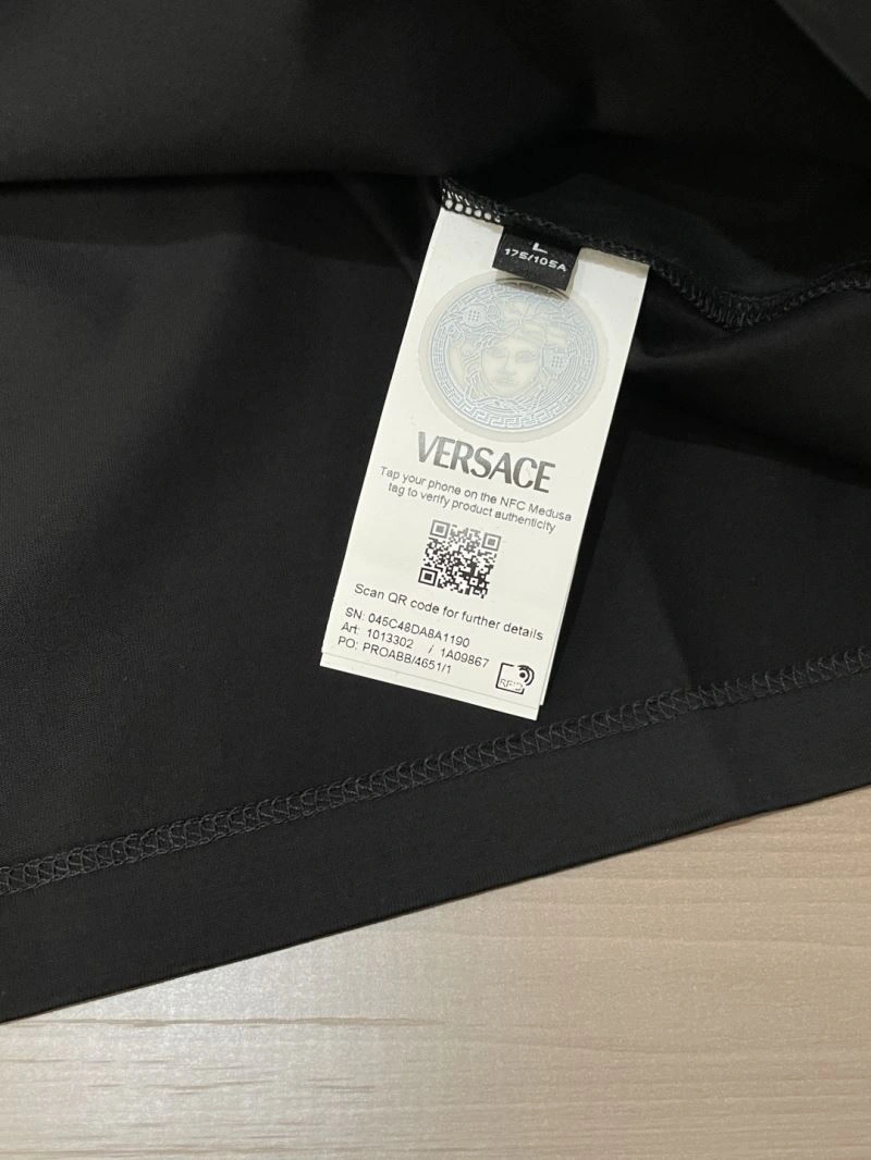 Versace T-Shirts Lightweight 175481