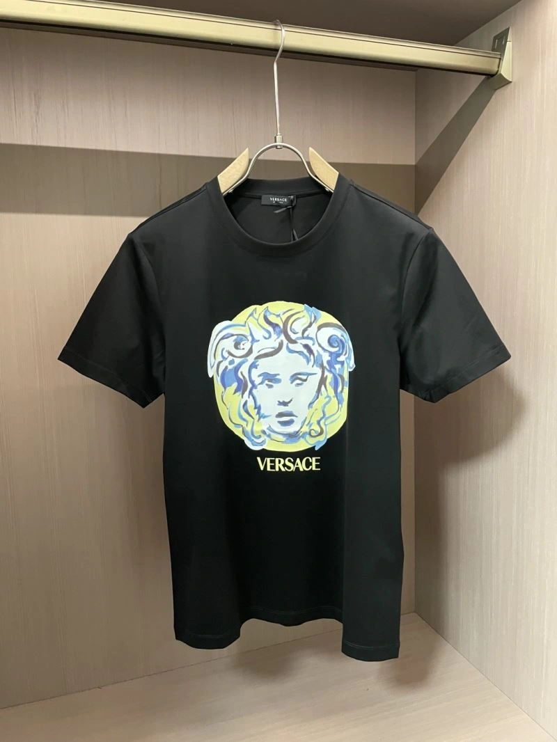 Reliable Versace T-Shirts 175519