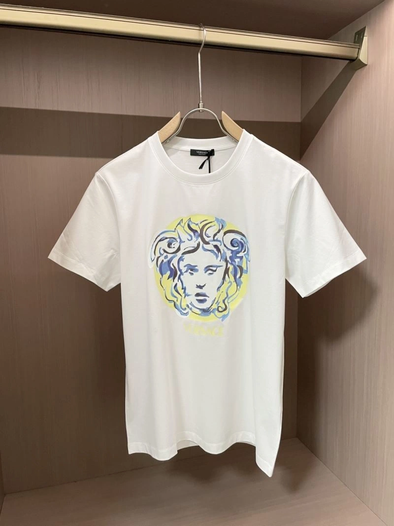Reliable Versace T-Shirts 175519