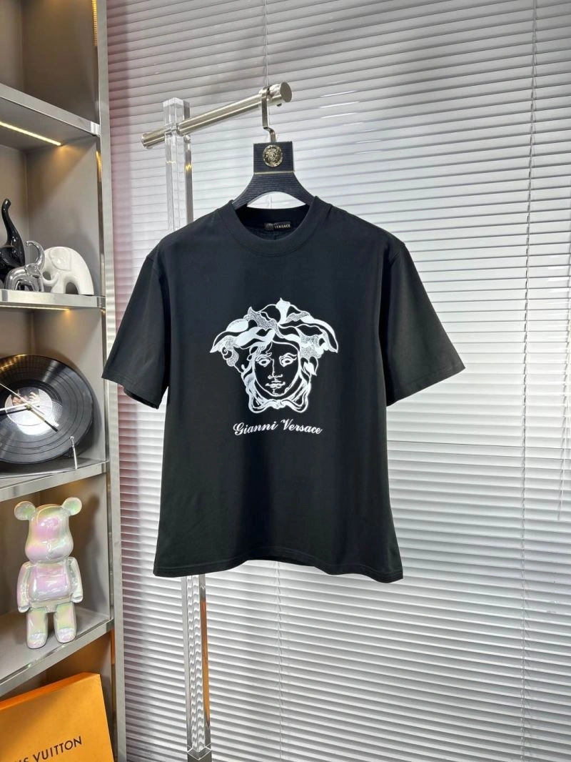 Versace T-Shirts Stylish 175465