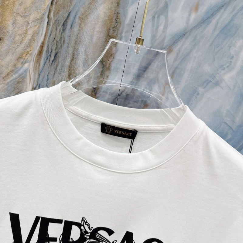 Versace T-Shirts Lightweight 175500