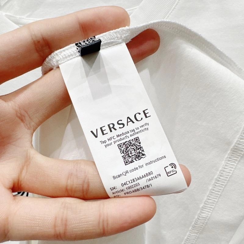 Versace T-Shirts Lightweight 175500