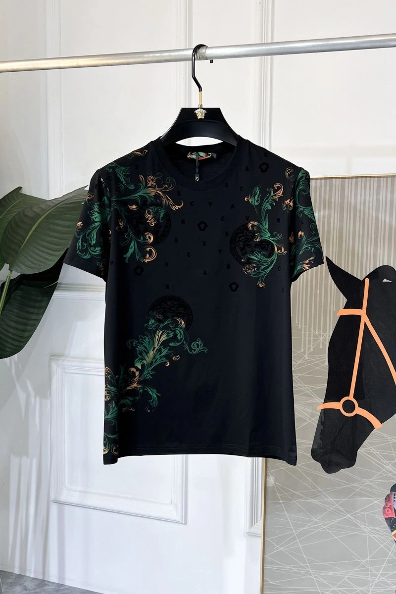 Timeless Versace T-Shirts 175494