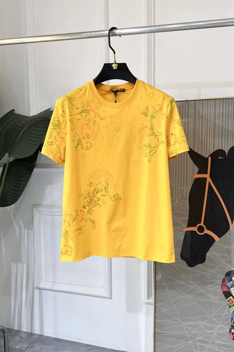 Timeless Versace T-Shirts 175494