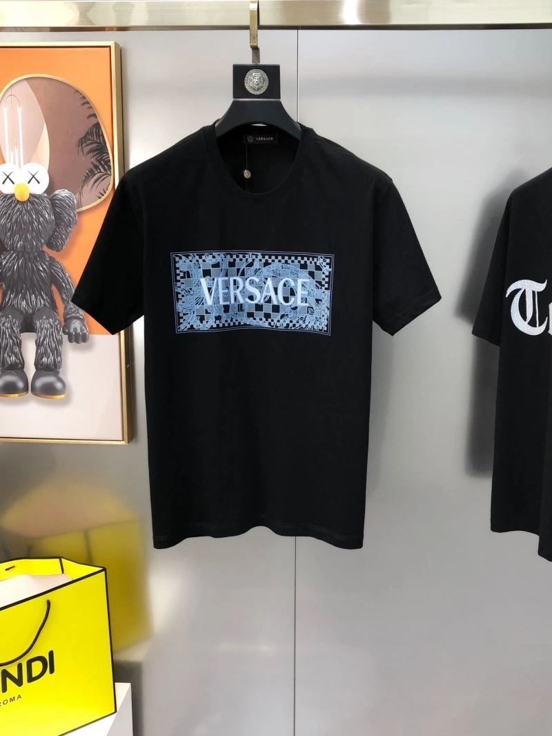 Versace T-Shirts UrbanChic 175435