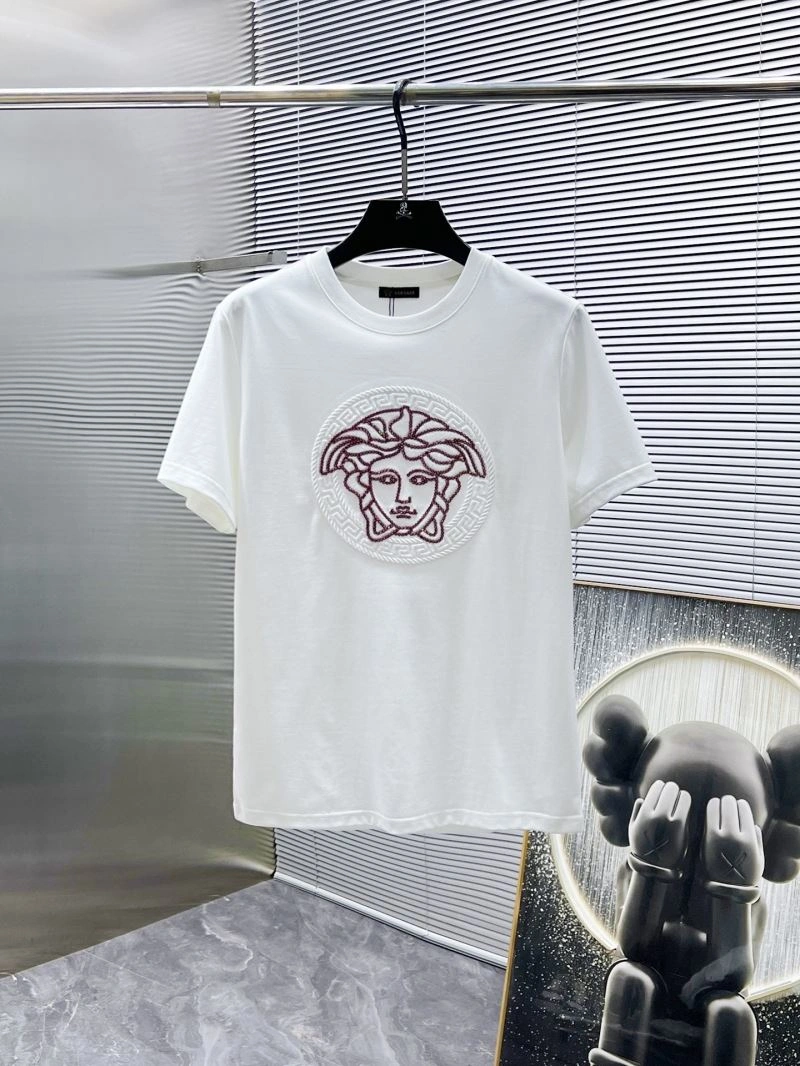 Compact Versace T-Shirts 175430