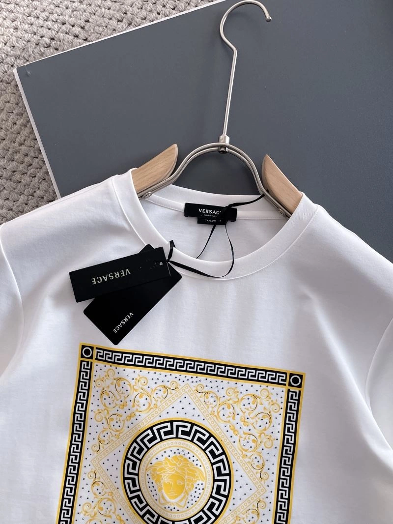 Versace T-Shirts GoAnywhere 175460