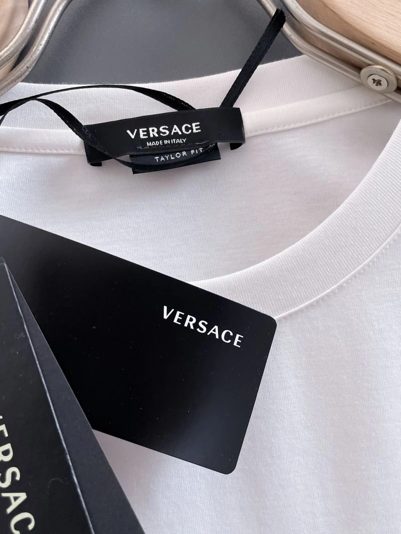 Versace T-Shirts GoAnywhere 175460