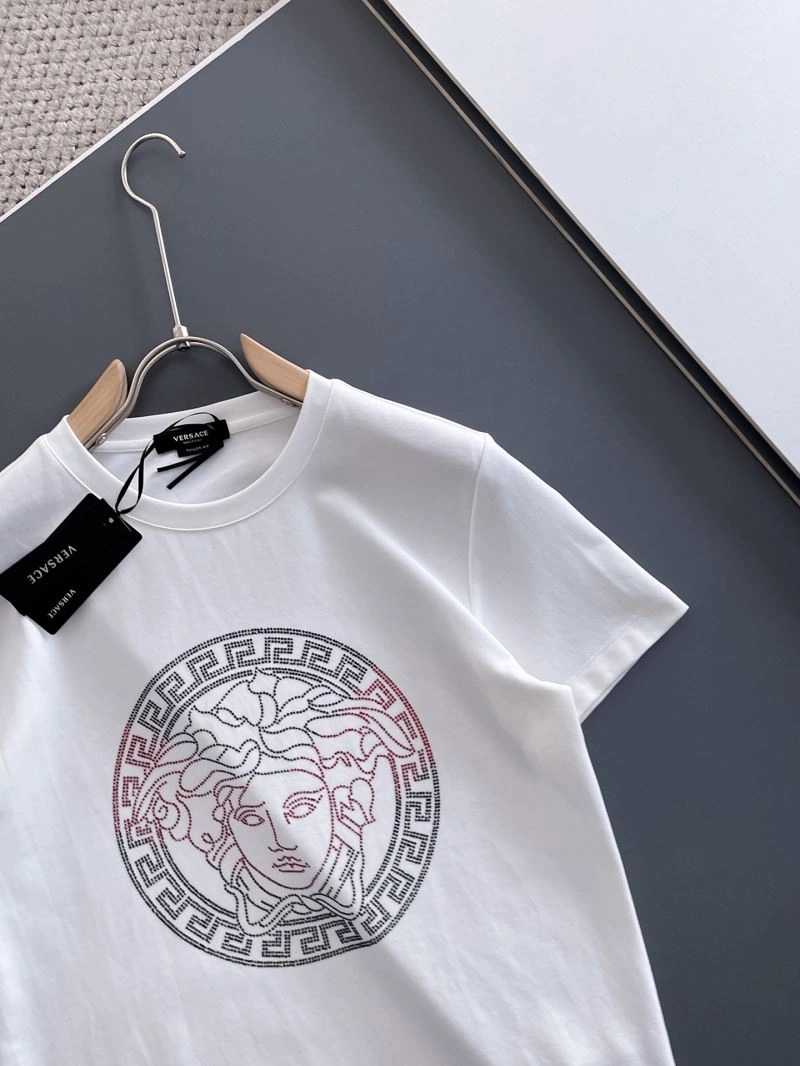 Versace T-Shirts Sustainable 175421