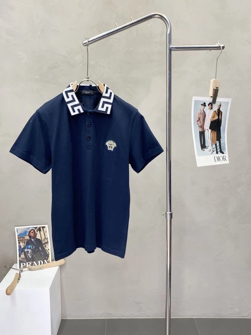 Sleek Versace T-Shirts 175357