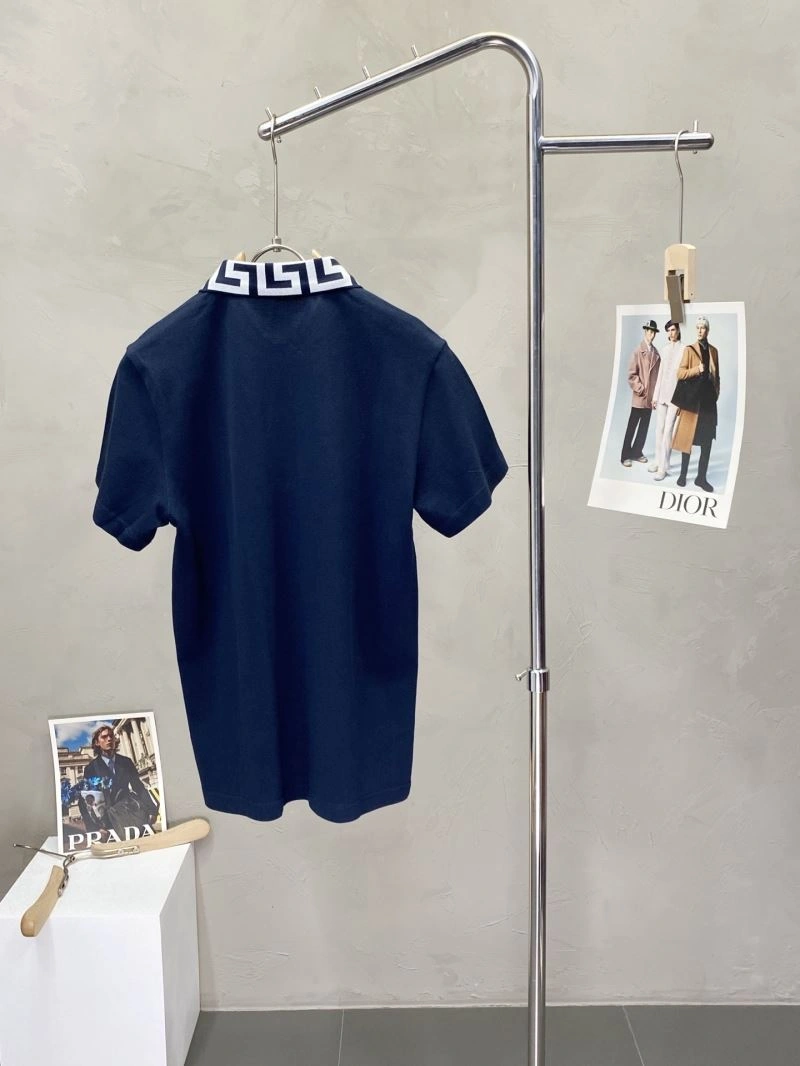 Sleek Versace T-Shirts 175357