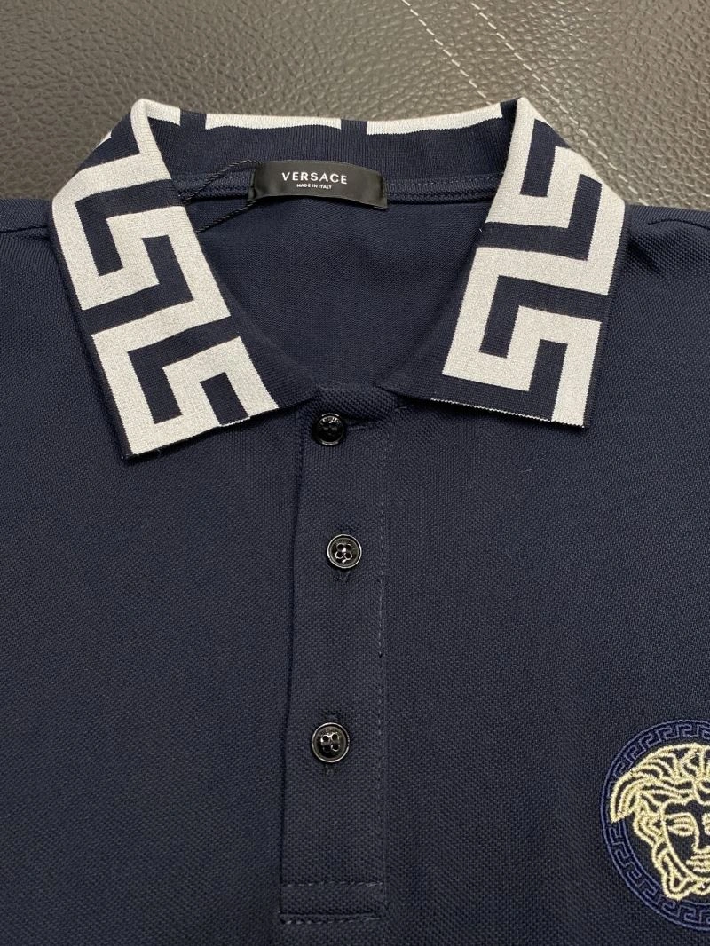Sleek Versace T-Shirts 175357