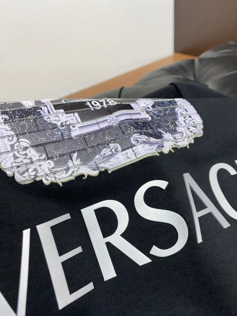 OdorResistant Versace T-Shirts 175355