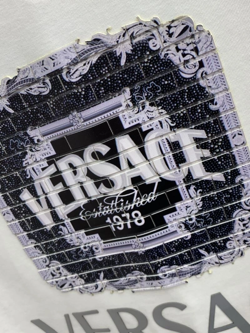 Versace T-Shirts Minimalist 175354