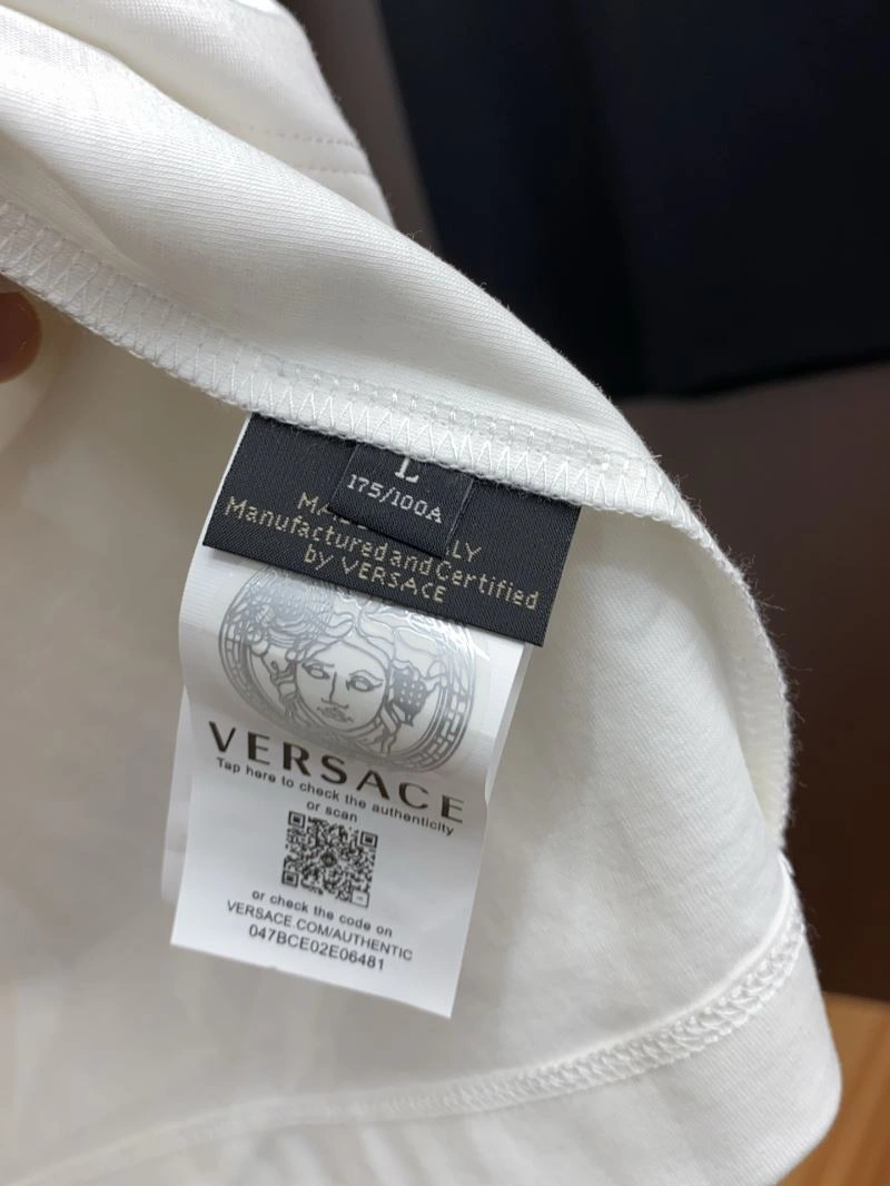 Versace T-Shirts Minimalist 175354