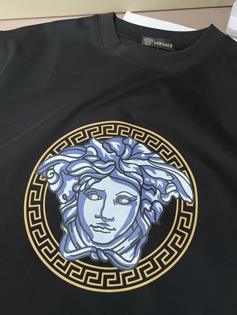 Versace T-Shirts Lightweight 175365